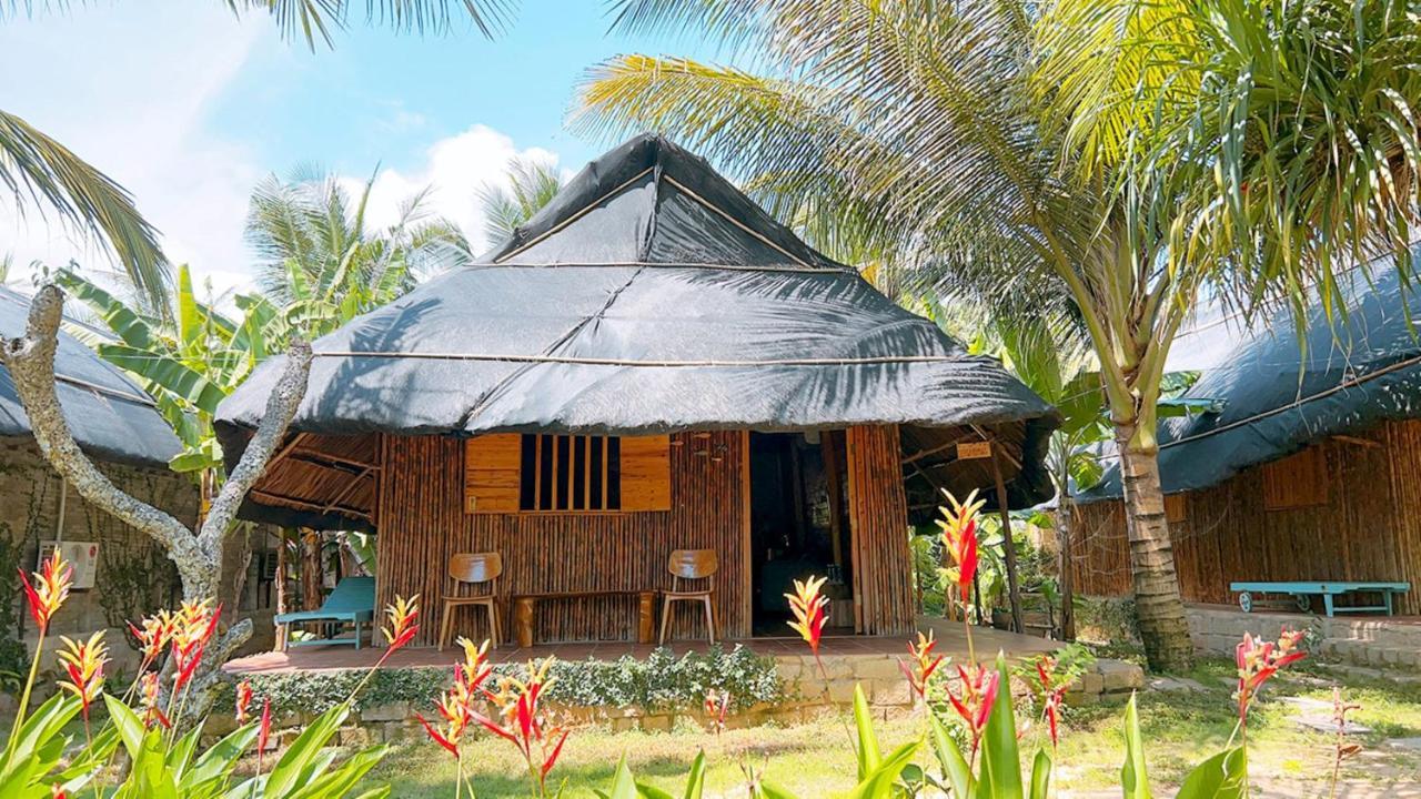 Me Bungalow Beach Resort Phan Thiet Exterior photo
